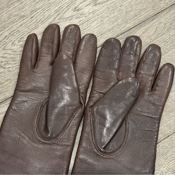 Vintage Brown Leather Women's Gloves - Picture 5 of 7